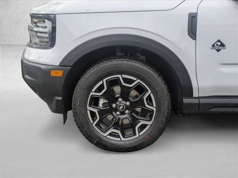 New 2025 Ford Bronco Sport Outer Banks image 10