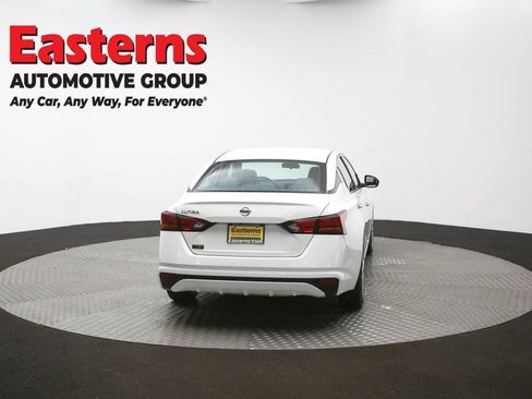 Used 2022 Nissan Altima 2.5 S FWD image 35