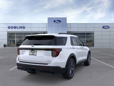 New 2026 Ford Explorer ST-Line w/ ST-Line Street Pack image 8