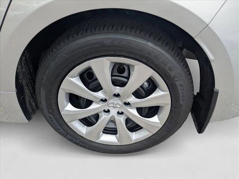 New 2025 Toyota Corolla LE image 9
