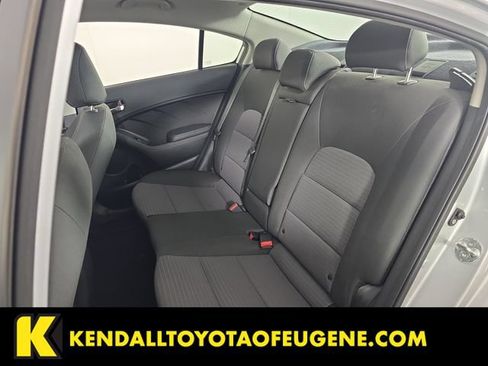Used 2016 Kia Forte LX w/ LX Popular Plus Package FWD image 22