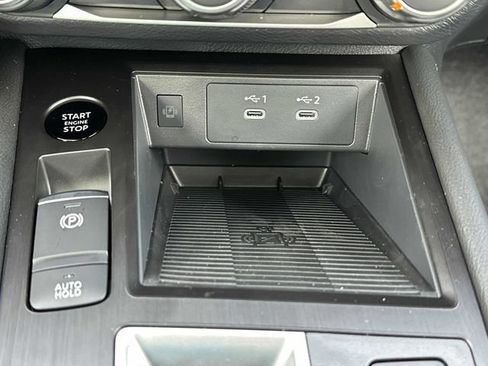 New 2025 Nissan Kicks SV w/ SV Premium Package image 16