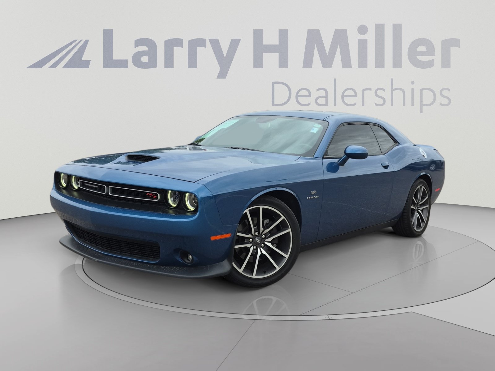 Used 2020 Dodge Challenger R/T w/ Plus Package RWD image 1