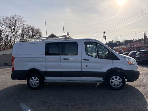 Used 2016 Ford Transit 250 130 Low Roof w/ Exterior Upgrade Package image 7