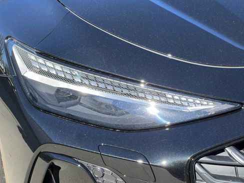 Used 2026 Audi A6 Premium Plus image 11