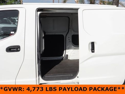 Used 2018 Nissan NV200 S w/ Cruise Control Package image 5
