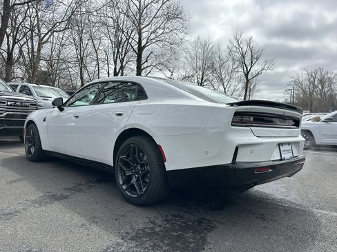 New 2026 Dodge Charger Scat Pack w/ Blacktop Package AWD/4WD image 21