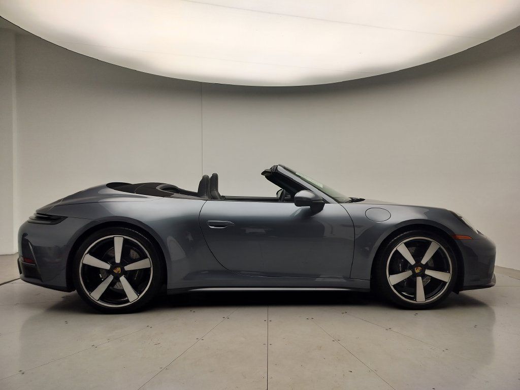 Certified 2025 Porsche 911 Carrera RWD image 19