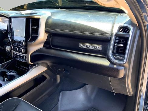 Used 2022 RAM 2500 Laramie AWD/4WD image 19