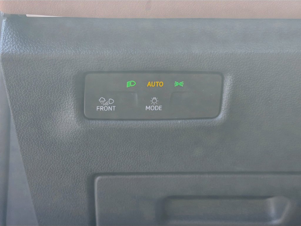 Used 2026 Volkswagen Tiguan SEL R-Line AWD/4WD image 10