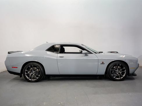Used 2021 Dodge Challenger R/T Scat Pack w/ Shaker Package RWD image 2