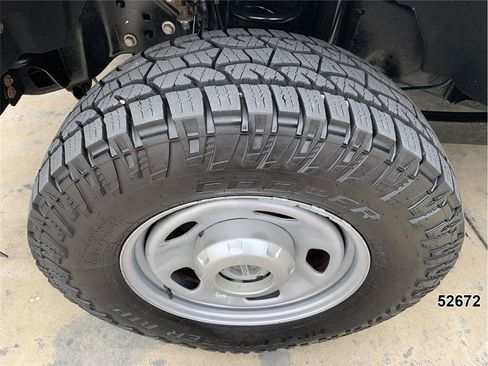 Used 2020 Ford F350 XL w/ Power Equipment Group AWD/4WD image 18