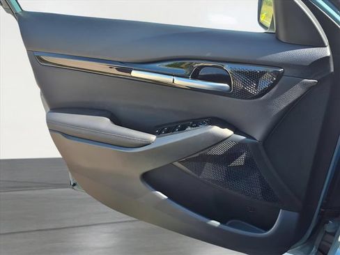 New 2026 Kia Seltos S AWD/4WD image 18