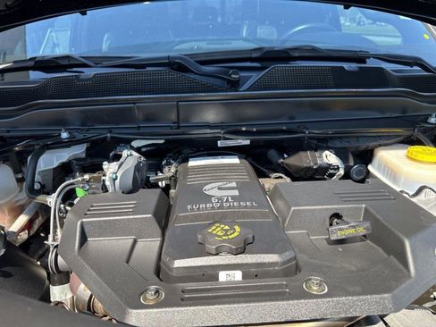 Used 2023 RAM 2500 Limited w/ Night Edition image 41