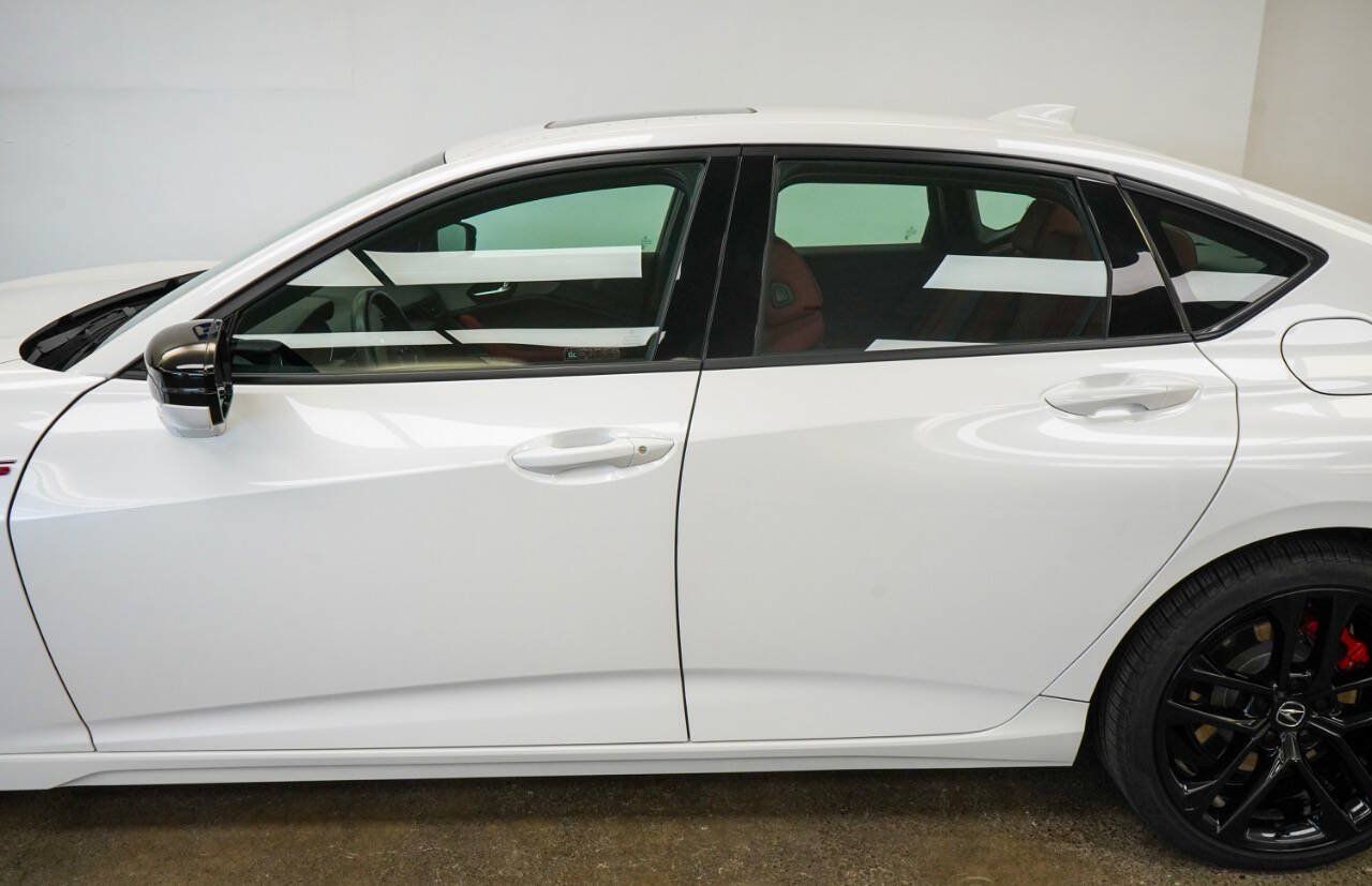 Used 2025 Acura TLX Type S AWD/4WD image 9