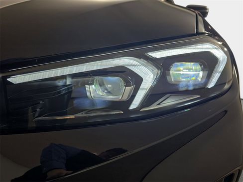 New 2026 BMW 330i xDrive Sedan w/ Premium Package image 33