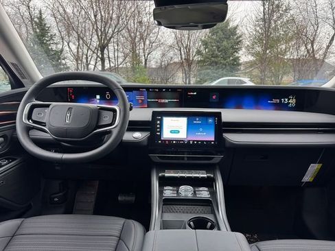 New 2026 Lincoln Nautilus Reserve w/ Jet Appearance Package image 19