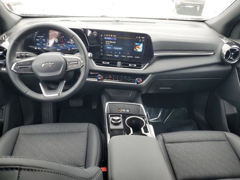 Used 2026 Chevrolet Equinox LT w/ Convenience Package II image 9