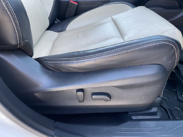 Used 2020 Subaru Outback Limited AWD/4WD image 16