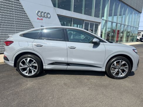 Used 2024 Audi Q4 e-tron Premium Plus w/ Premium Plus image 23