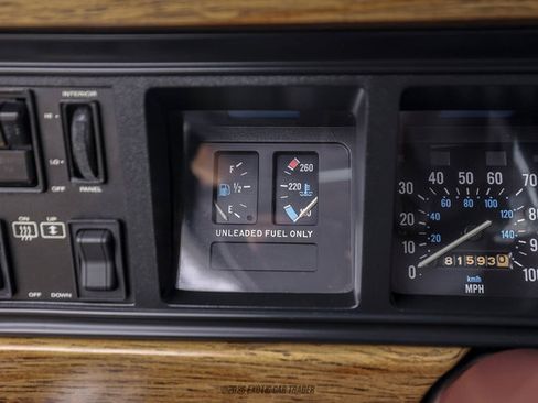 Used 1991 Jeep Grand Wagoneer AWD/4WD image 94