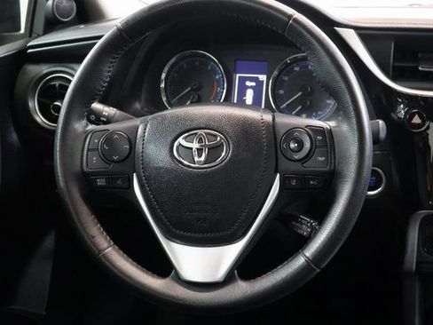 Used 2019 Toyota Corolla SE FWD image 15