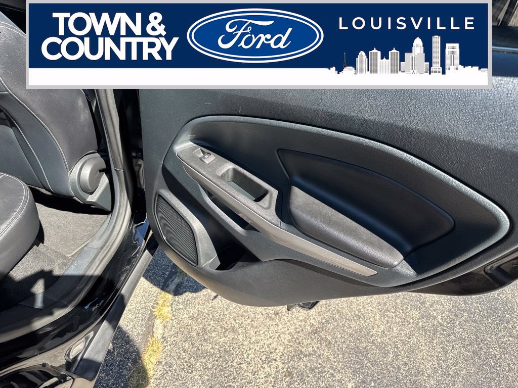 Used 2022 Ford EcoSport Titanium AWD/4WD image 19