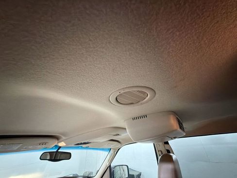 Used 2005 Ford Expedition Eddie Bauer RWD image 18