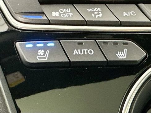 Used 2024 Acura RDX w/ Advance Package AWD/4WD image 18