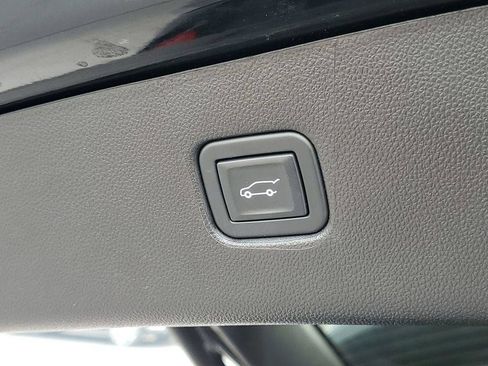 Used 2023 Chevrolet Blazer LT w/ Convenience Package FWD image 32