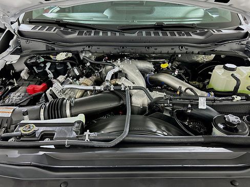 New 2026 Ford F350 XL w/ XL Chrome Package image 27