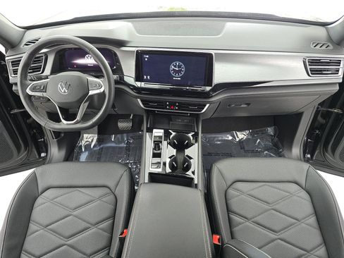 Certified 2024 Volkswagen Atlas Cross Sport SE AWD/4WD image 9