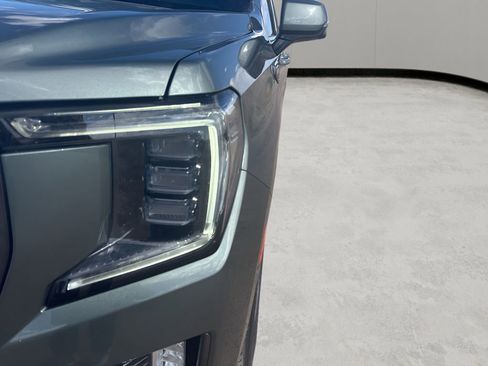 Used 2023 GMC Yukon XL Denali Ultimate AWD/4WD image 35