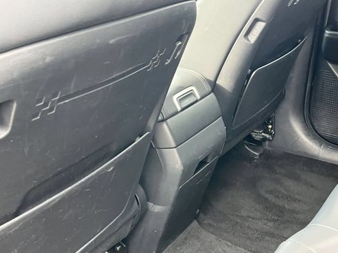 Used 2025 Hyundai Santa Fe SEL FWD image 24