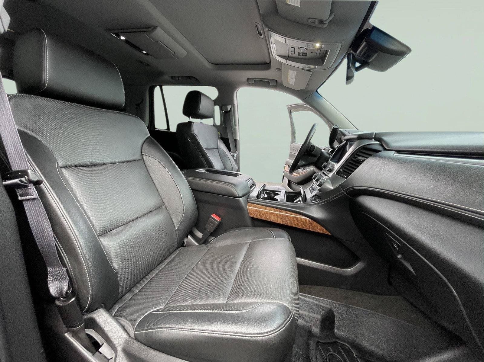 Used 2017 Chevrolet Tahoe Premier AWD/4WD image 24