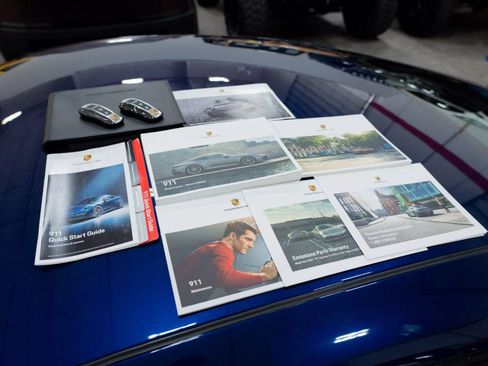 Used 2022 Porsche 911 Turbo image 61