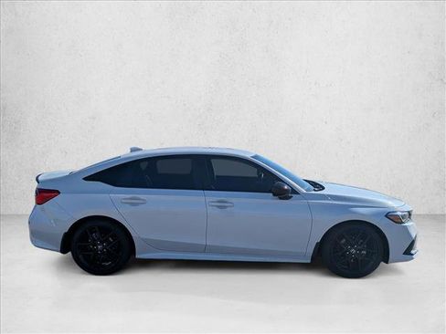 Used 2022 Honda Civic Sport image 4