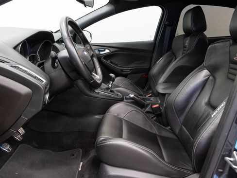 Used 2016 Ford Focus ST w/ Equipment Group 402A FWD image 7