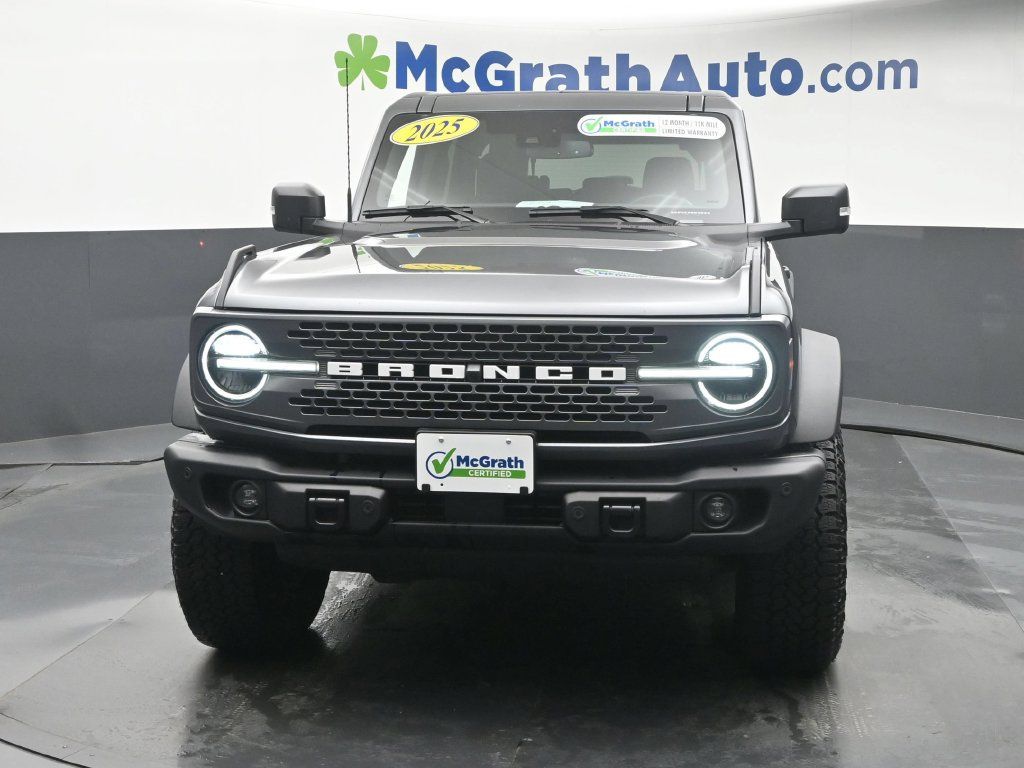 Used 2025 Ford Bronco Badlands AWD/4WD image 6