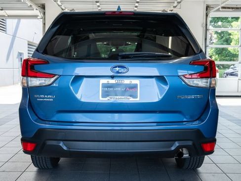 Used 2023 Subaru Forester Premium AWD/4WD image 5