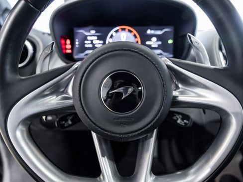 Used 2023 McLaren GT image 21