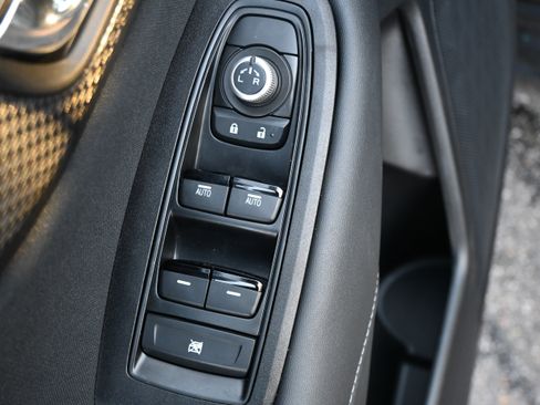 Used 2025 Subaru Outback Premium image 15