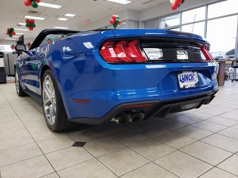 Used 2015 Ford Mustang GT Premium w/ Equipment Group 401A RWD image 15