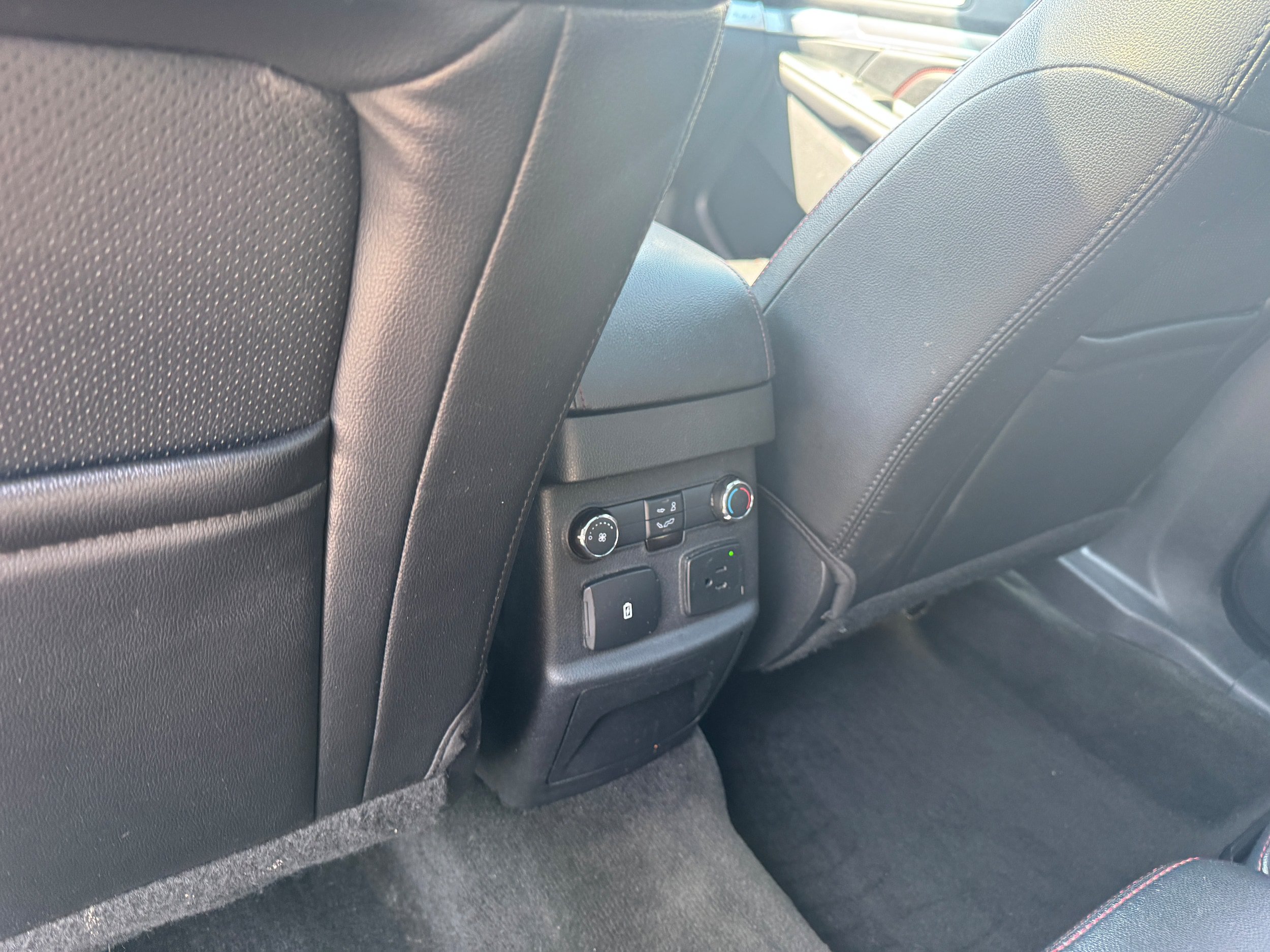 Used 2017 Ford Explorer Sport w/ Equipment Group 401A AWD/4WD image 10