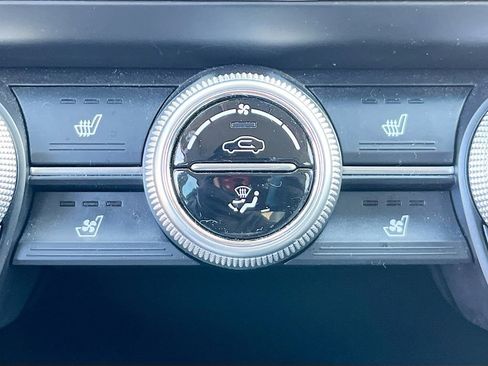 Used 2021 Genesis G70 3.3T w/ Prestige Package image 20