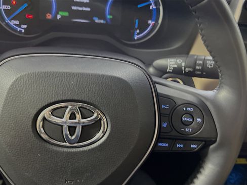 Used 2022 Toyota RAV4 Limited image 20