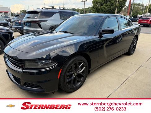 Used 2022 Dodge Charger SXT w/ Blacktop Package RWD image 1