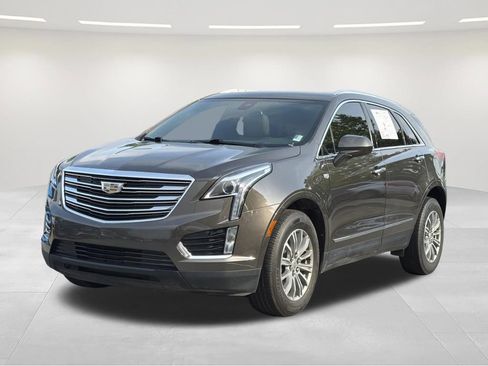 Used 2019 Cadillac XT5 Luxury FWD image 1