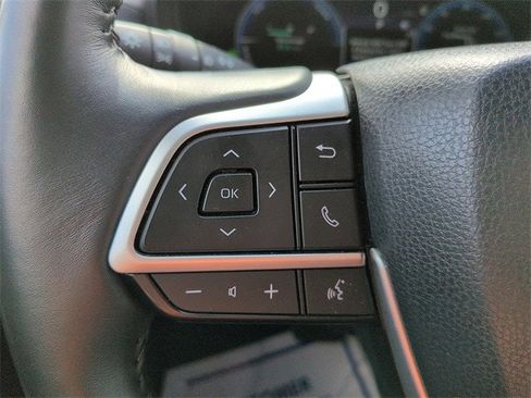 Used 2024 Toyota Grand Highlander Limited image 19