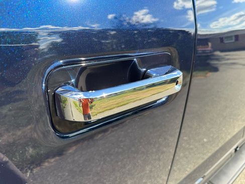 Used 2022 Ford F350 XLT w/ XLT Premium Package image 30